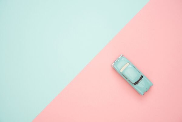 Retro Car on a Pastel Wallpaper - Minimalist & Playful Mural - Kids Room - Playroom Decor - Bedroom Decor Trends - Summer Decor